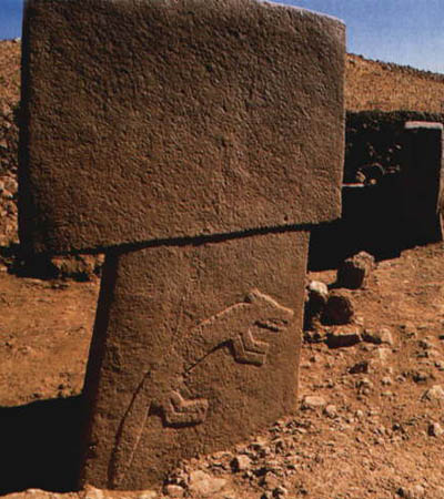 Pillar with Fox carving Pillar with Fox carving